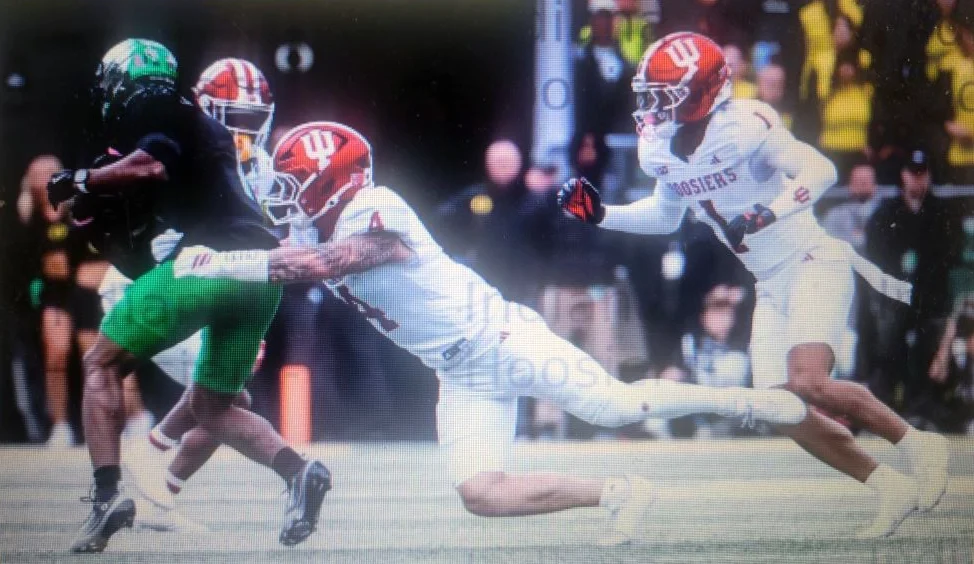 Indiana Hoosiers football tackle vs Oregon