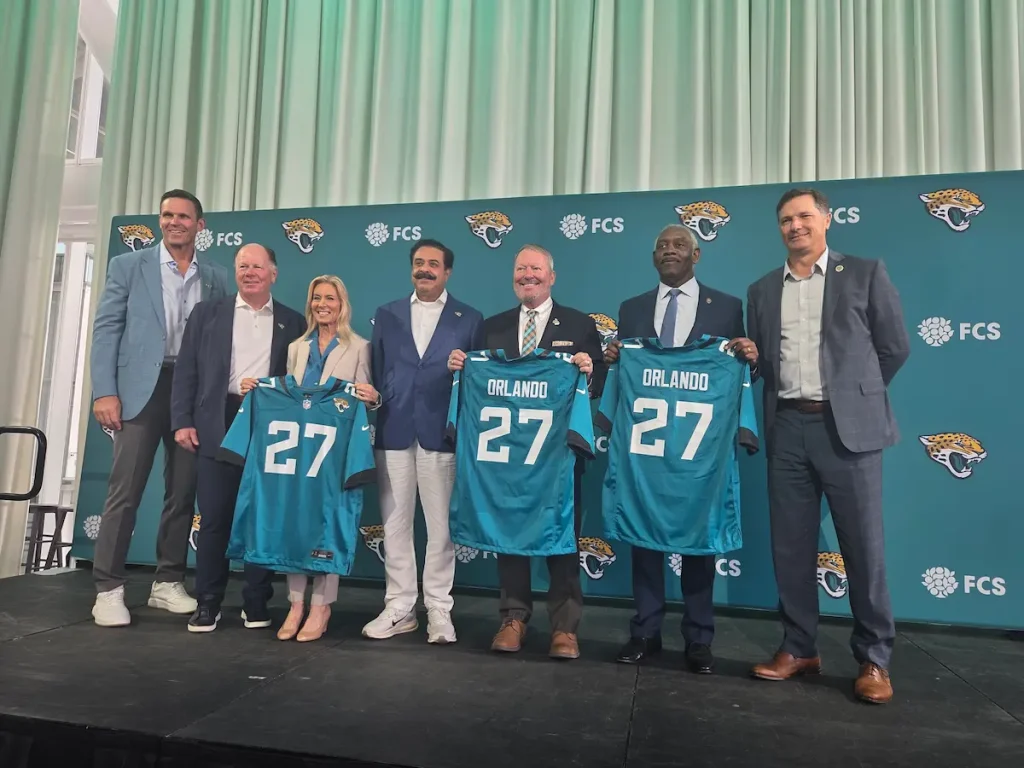 Jaguars to play 2027 season in Orlando